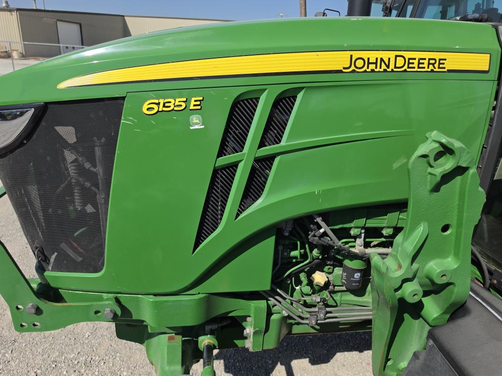 Image for 2017 John Deere 6135E