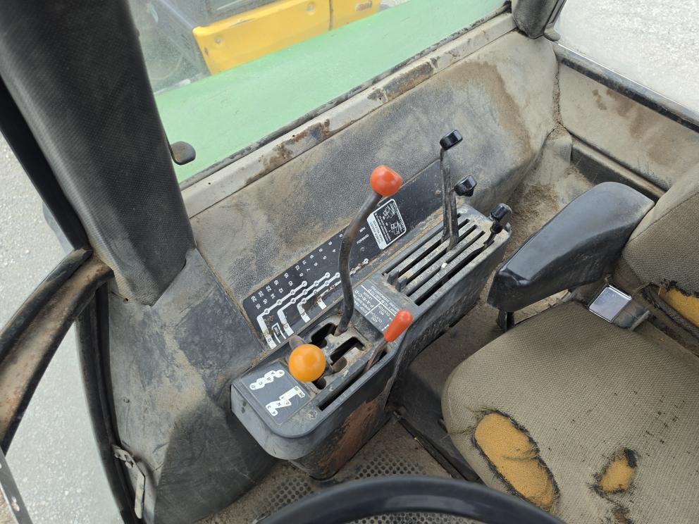 Image for 1979 John Deere 4040
