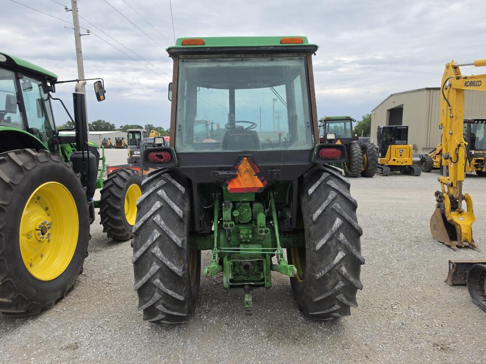 Image for 1979 John Deere 4040