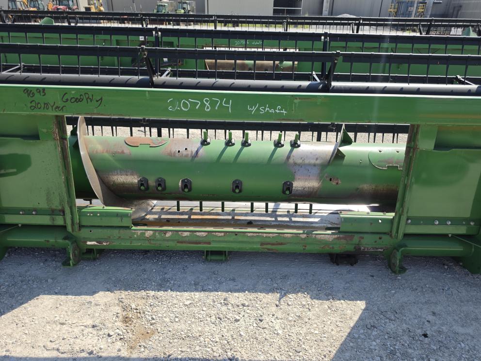 Image for 2010 John Deere 635F