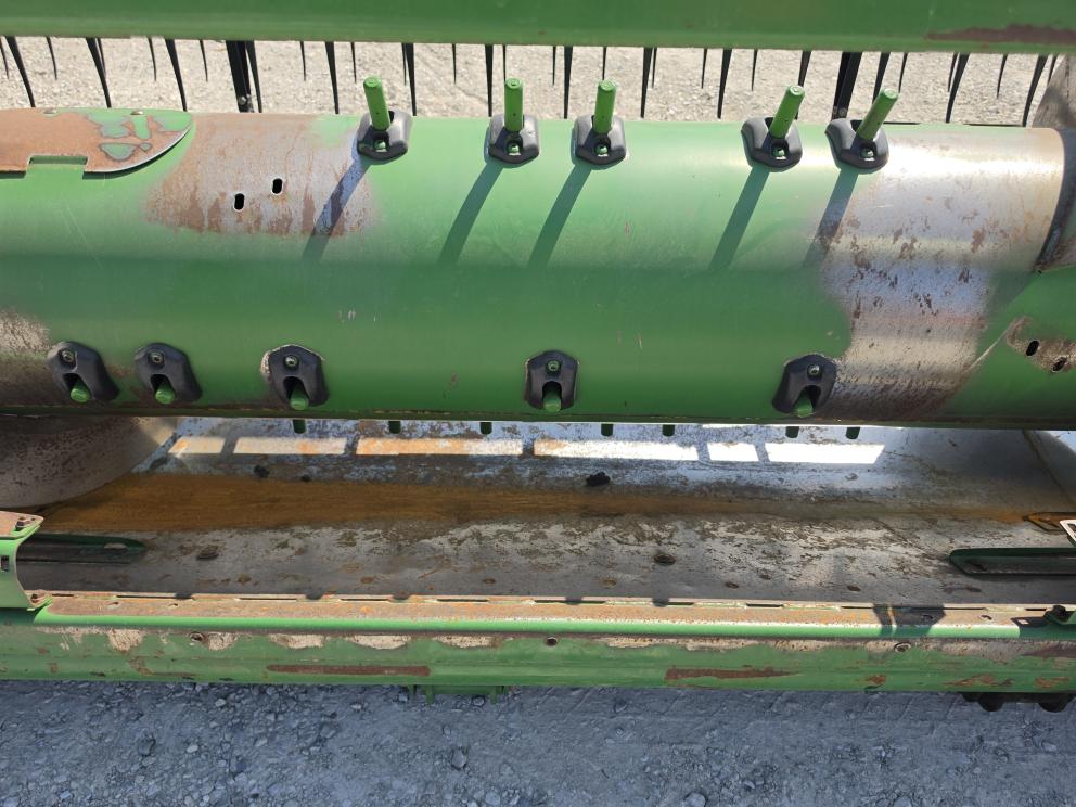 Image for 2010 John Deere 635F