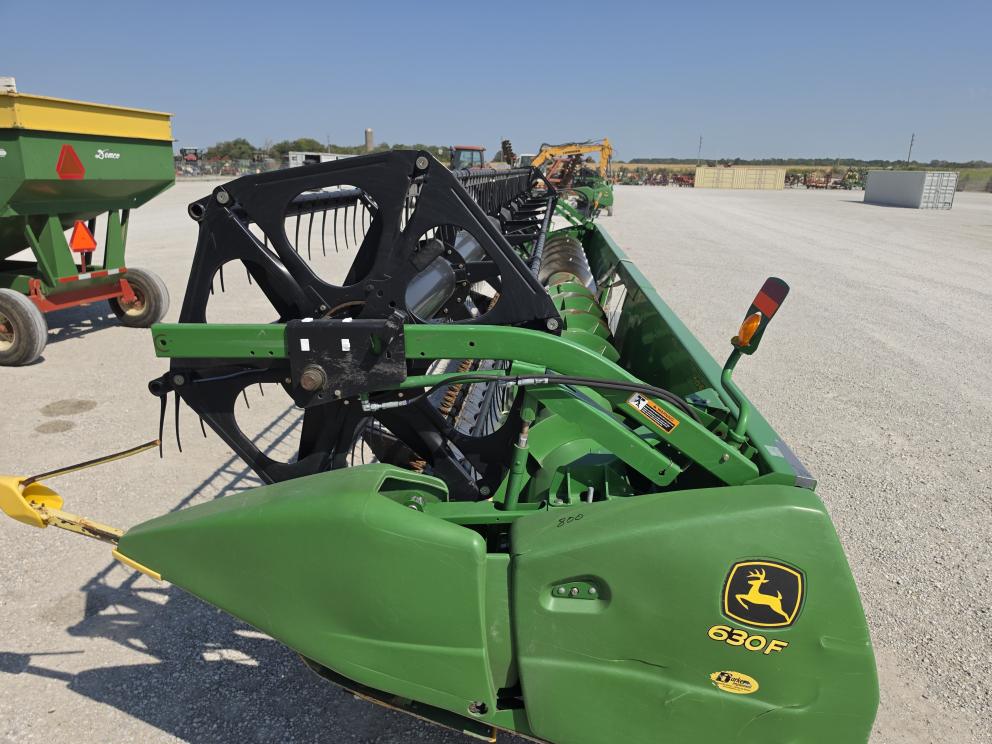 Image for 2012 John Deere 630F