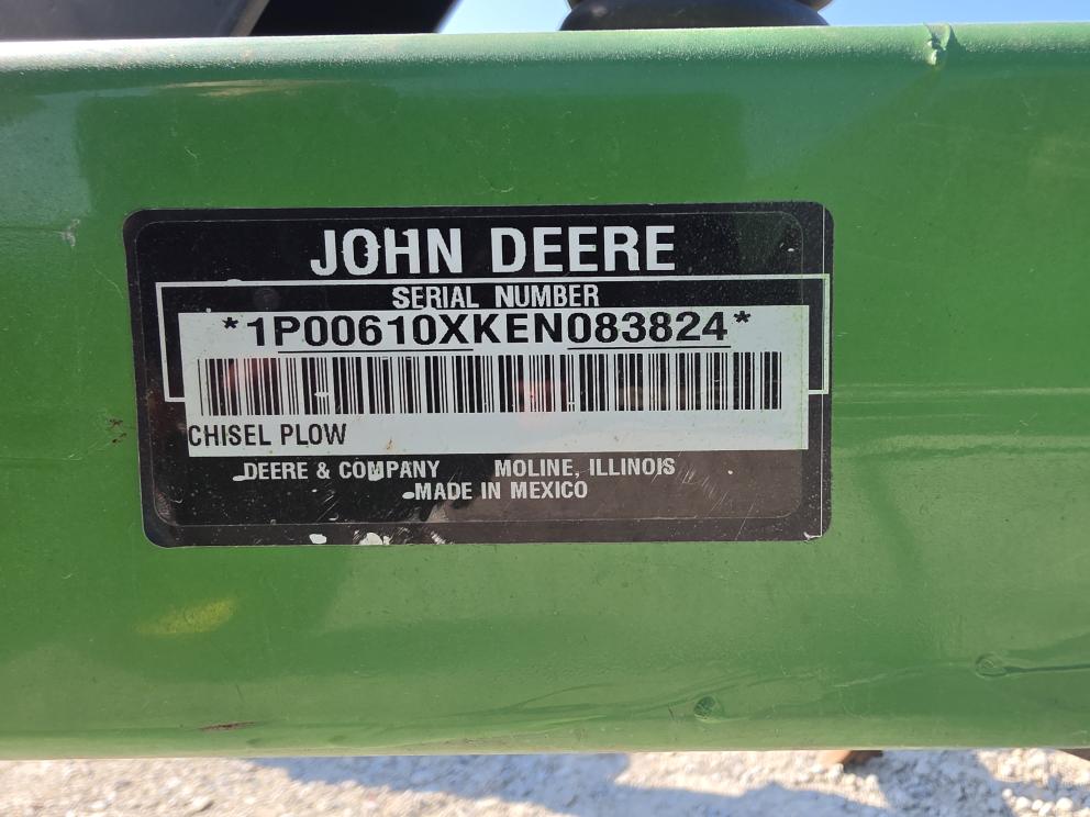 Image for 2014 John Deere 610