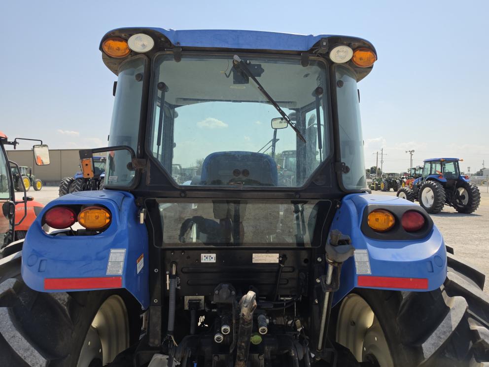 Image for 2013 New Holland T4.115