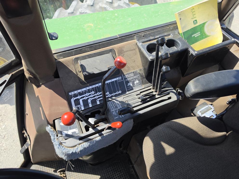 Image for 1986 John Deere 4450