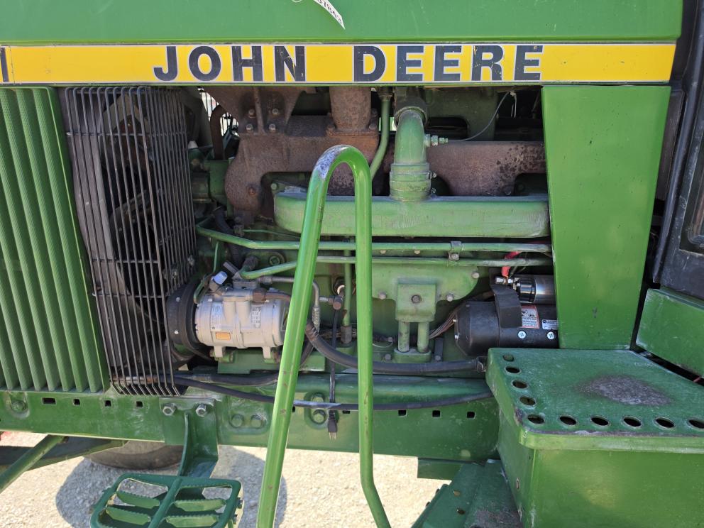 Image for 1986 John Deere 4450