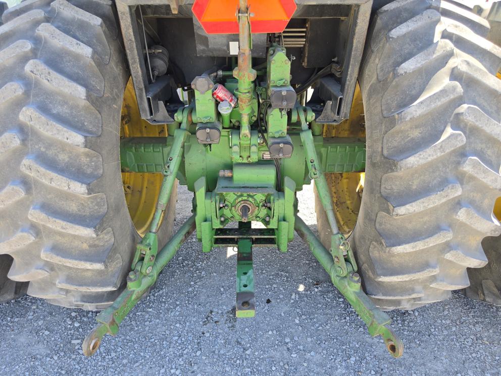 Image for 1986 John Deere 4450