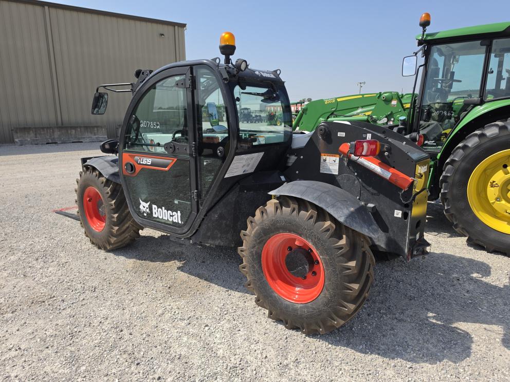Image for 2022 Bobcat TL619