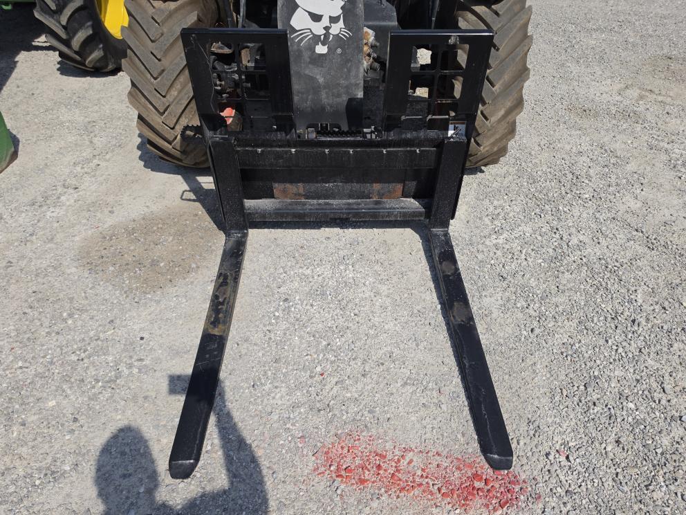 Image for 2022 Bobcat TL619