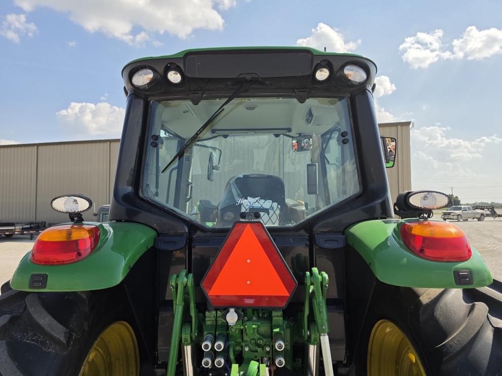 Image for 2024 John Deere 6120M