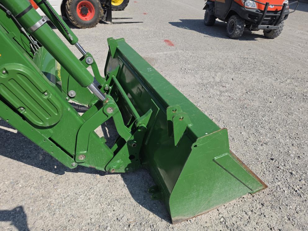 Image for 2024 John Deere 6120M