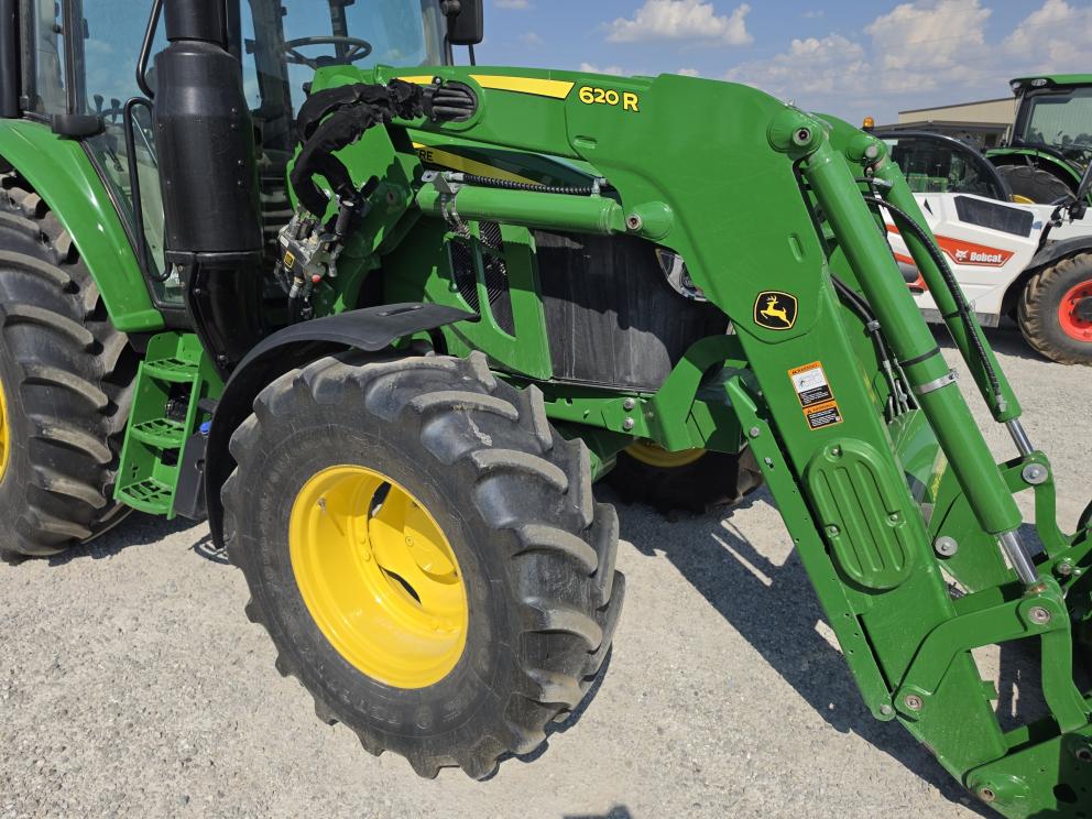 Image for 2024 John Deere 6120M