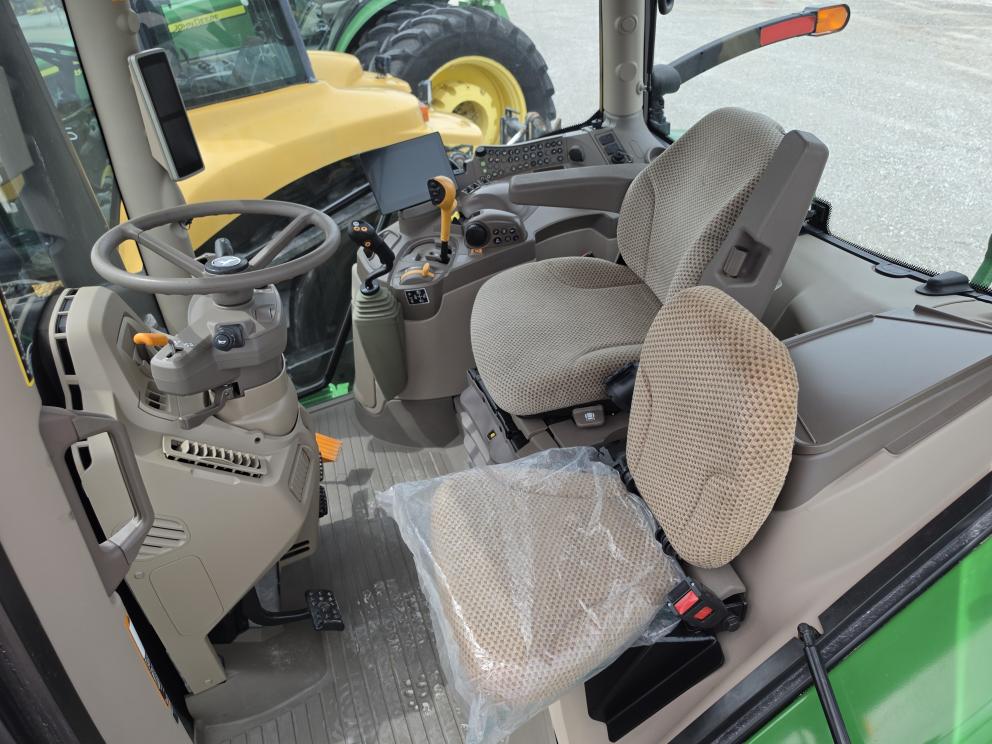 Image for 2023 John Deere 6R 145