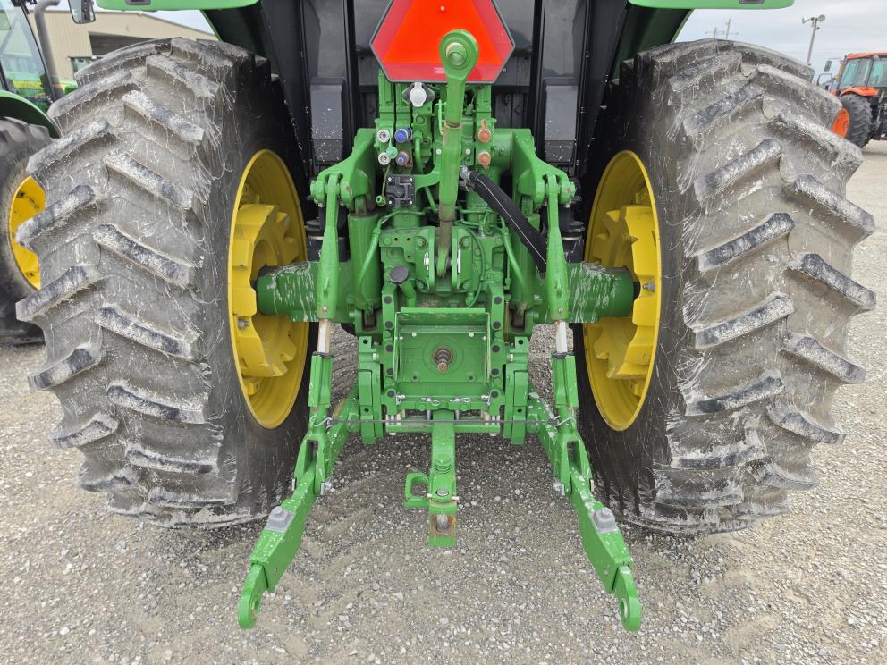 Image for 2024 John Deere 6155M