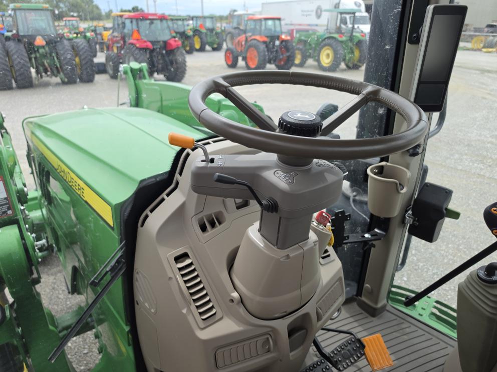 Image for 2024 John Deere 6155M