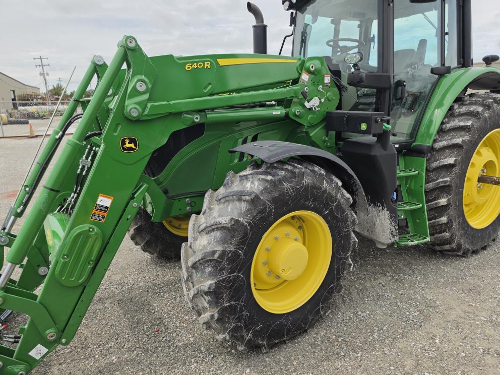 Image for 2024 John Deere 6155M