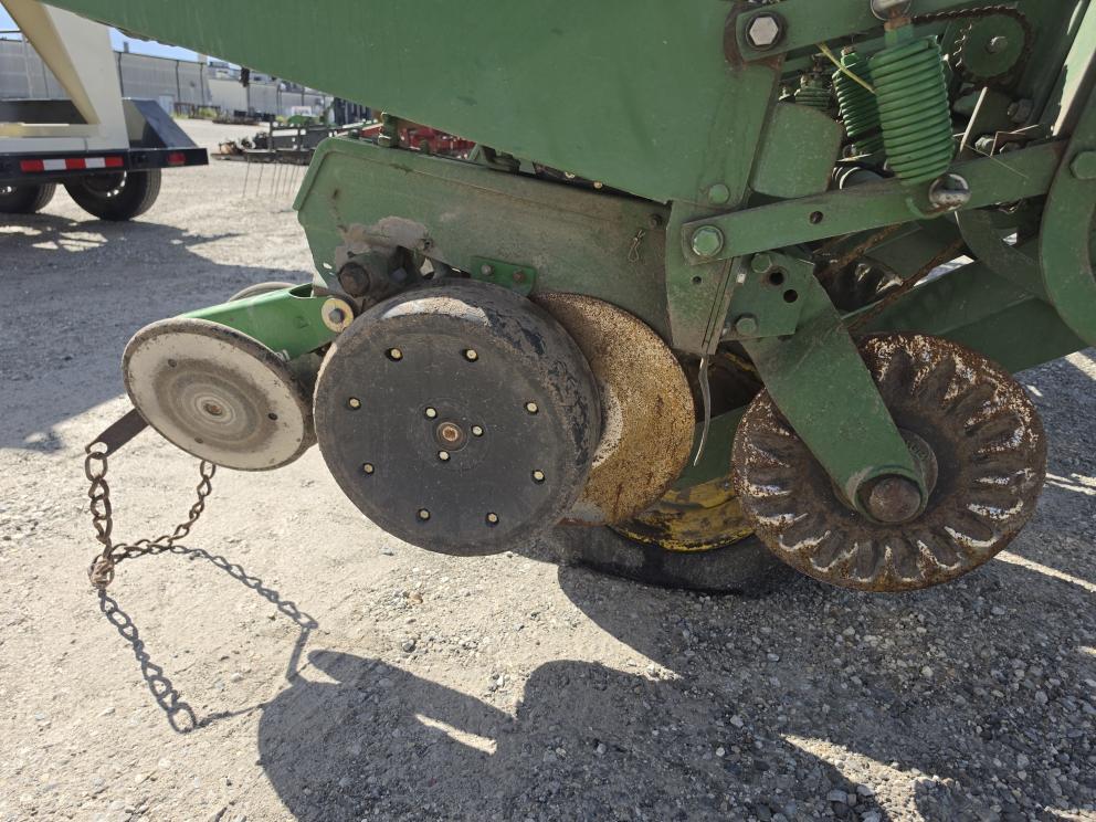 Image for John Deere 7000