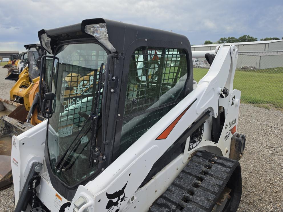 Image for 2020 Bobcat T595