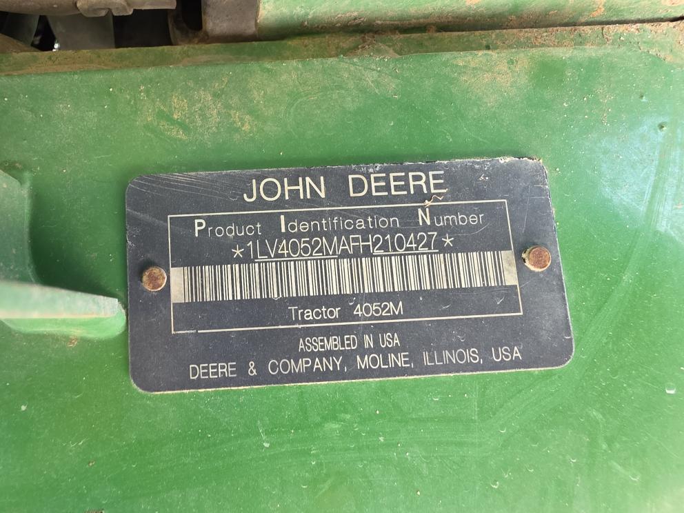 Image for 2015 John Deere 4052M