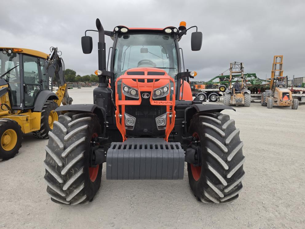 Image for 2023 Kubota M7-174