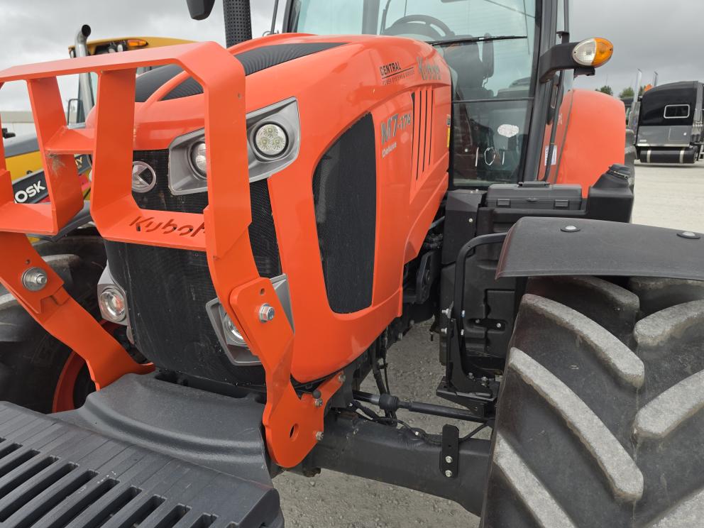 Image for 2023 Kubota M7-174