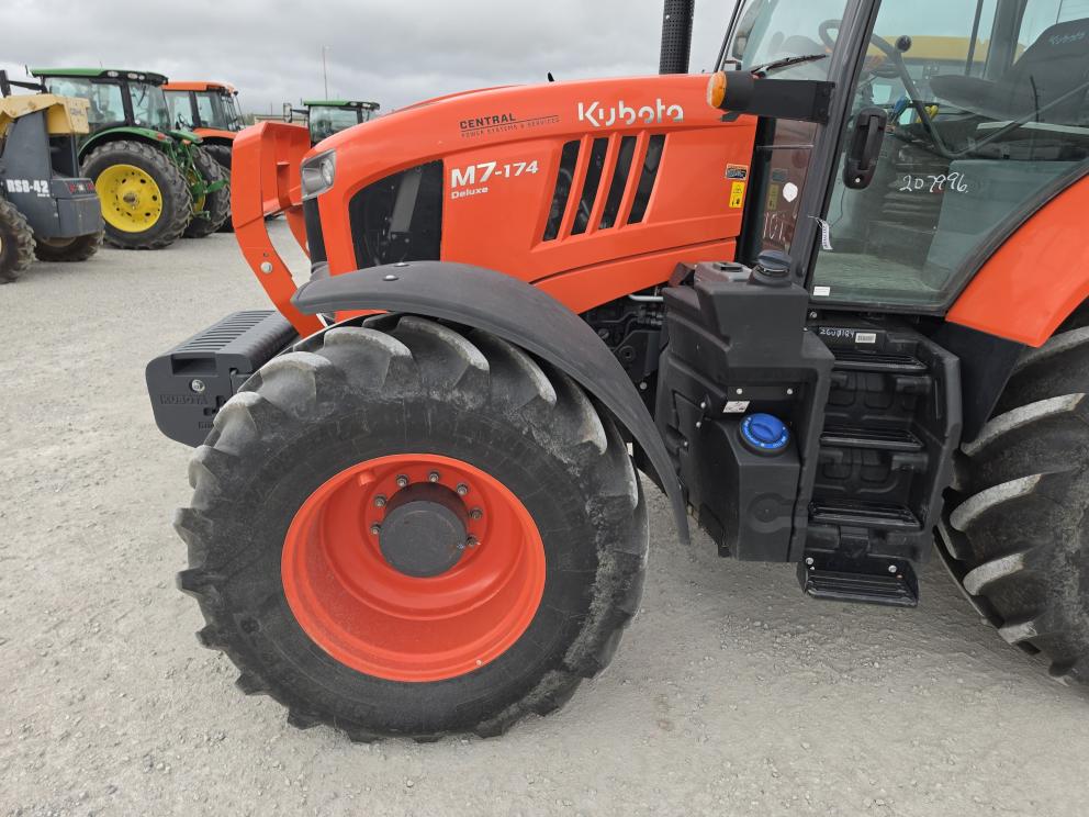 Image for 2023 Kubota M7-174