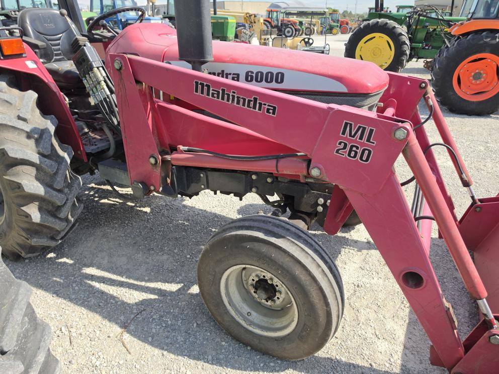 Image for 2004 Mahindra 6000