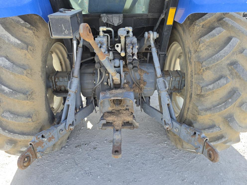 Image for 2000 New Holland TS110