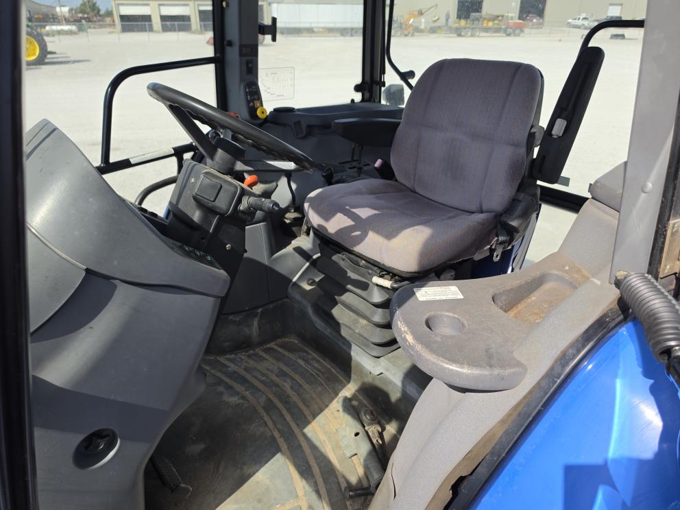 Image for 2000 New Holland TS110