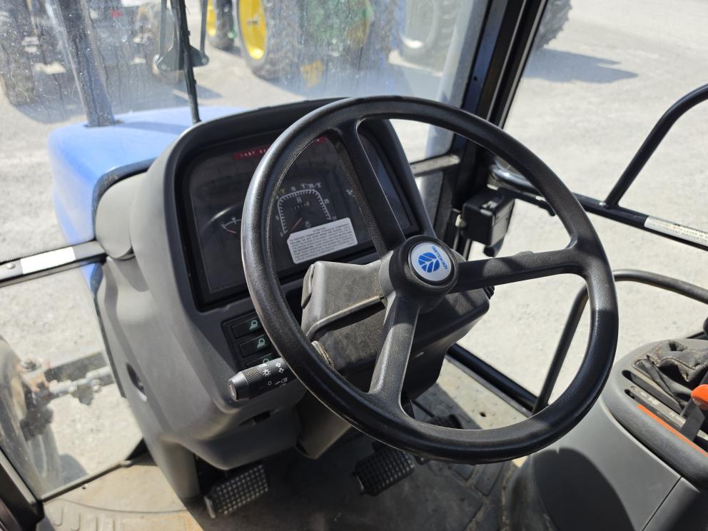 Image for 2000 New Holland TS110