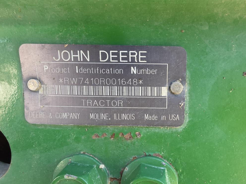 Image for 1997 John Deere 7410