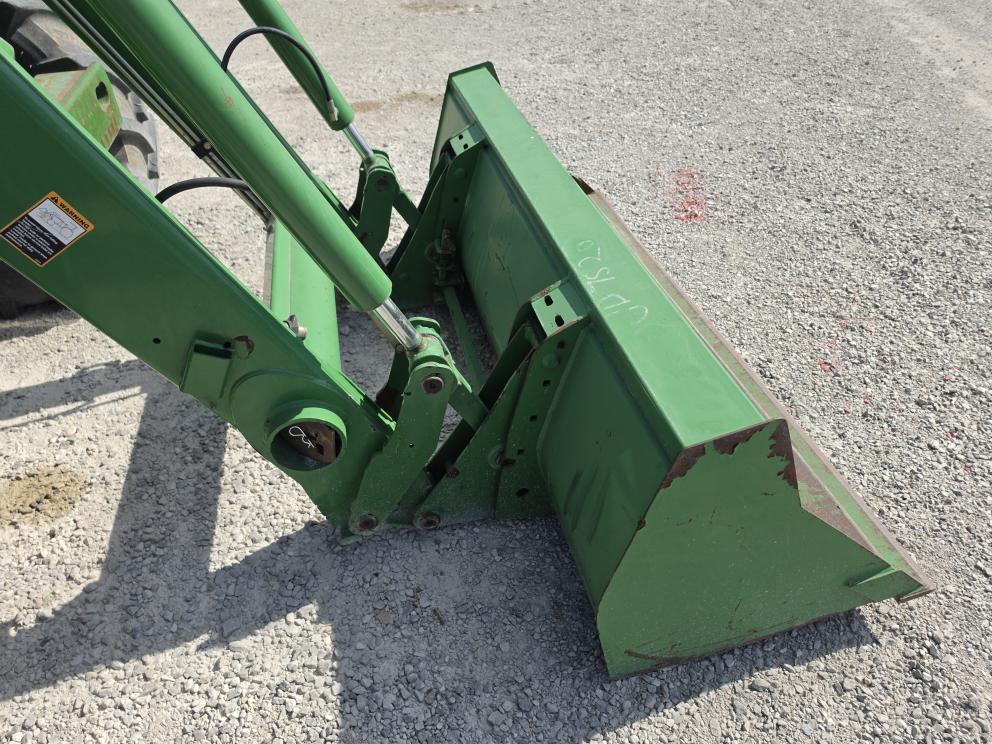 Image for 2006 John Deere 7520