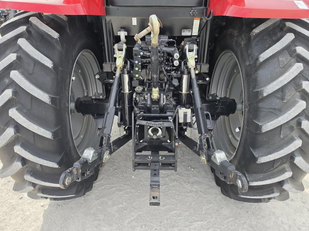 Image for 2017 Case IH Maxxum 150