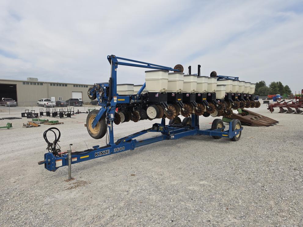 Image for 2007 Kinze 3600