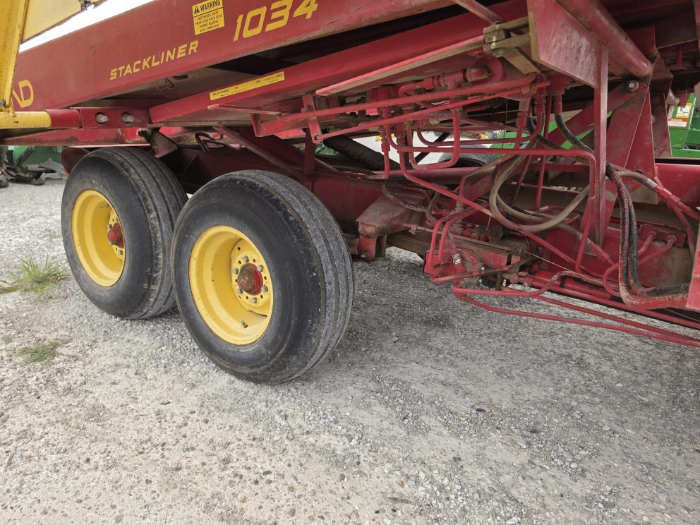 Image for New Holland Stackliner 1034