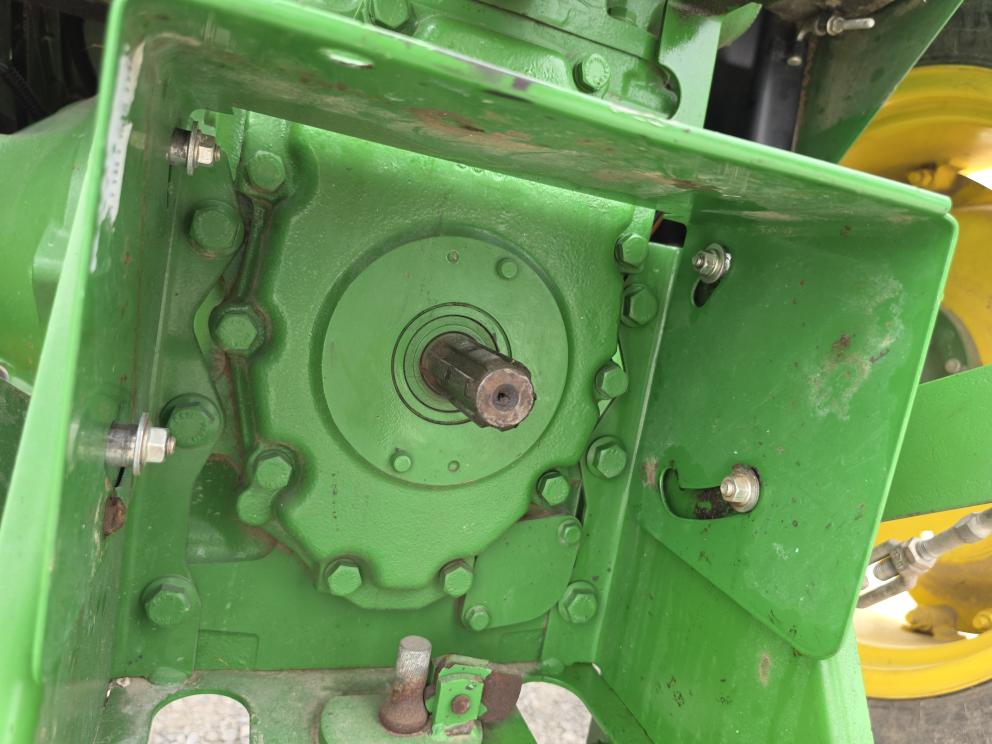 Image for 2016 John Deere 5045E