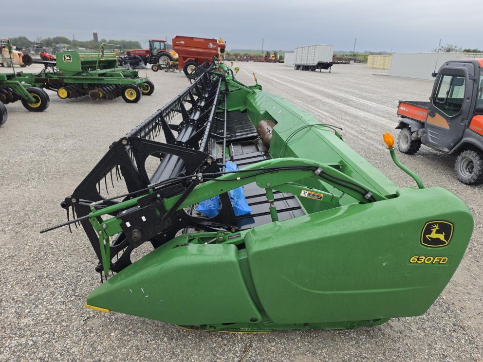 Image for 2014 John Deere 630FD