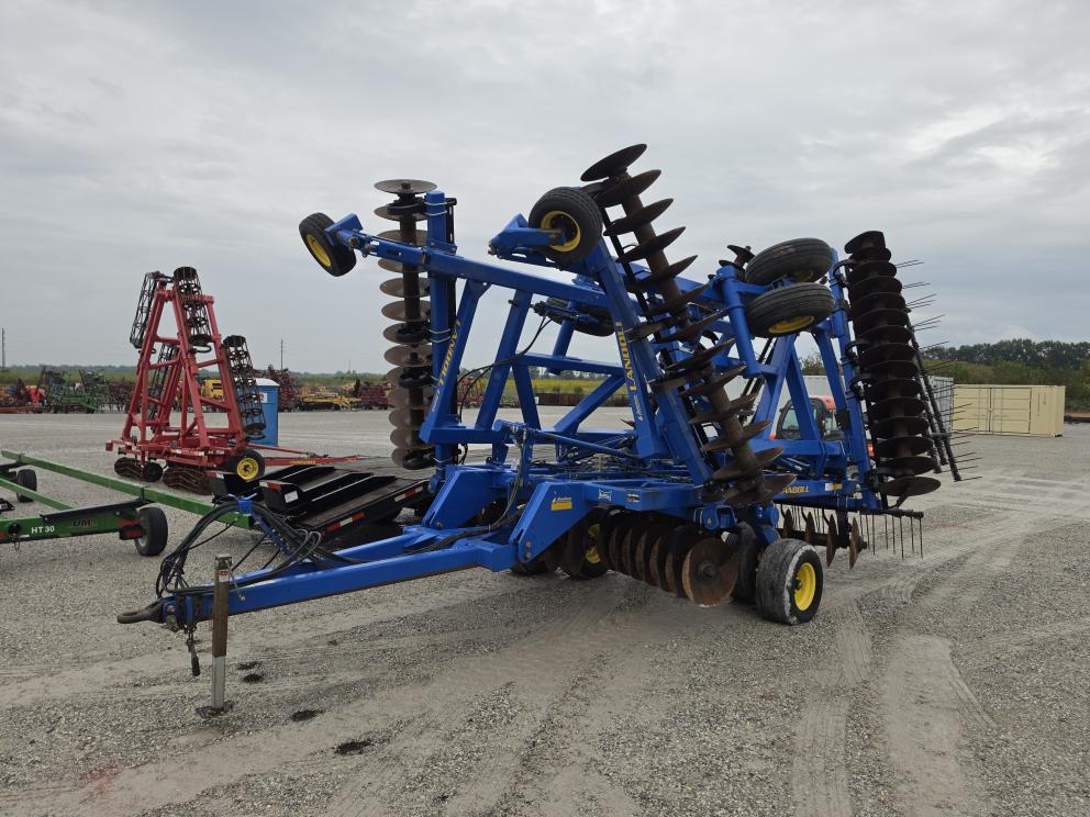 Image for 2011 Landoll 6230