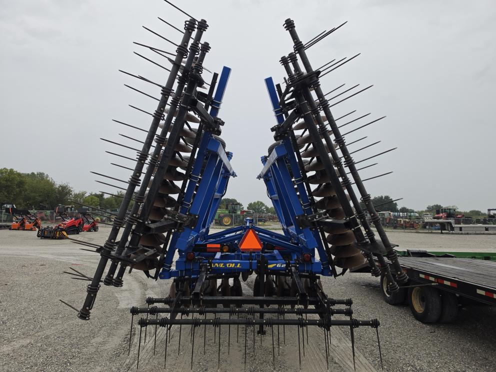 Image for 2011 Landoll 6230