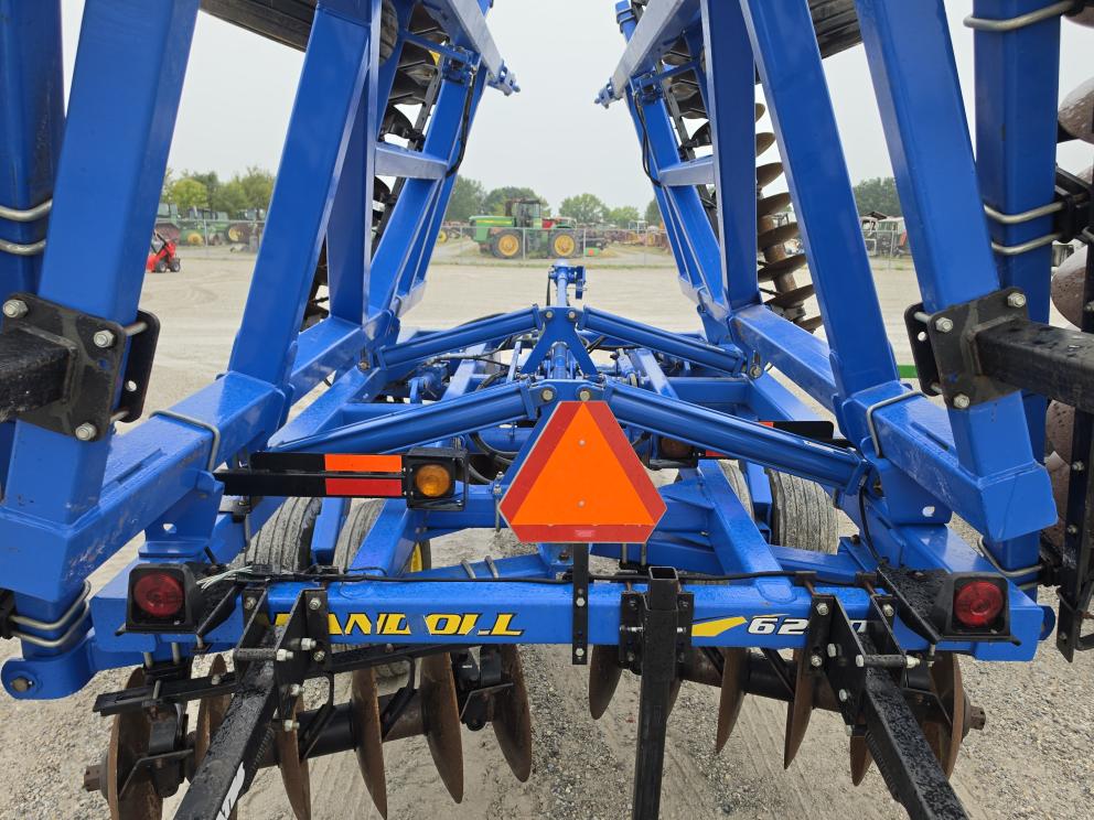 Image for 2011 Landoll 6230