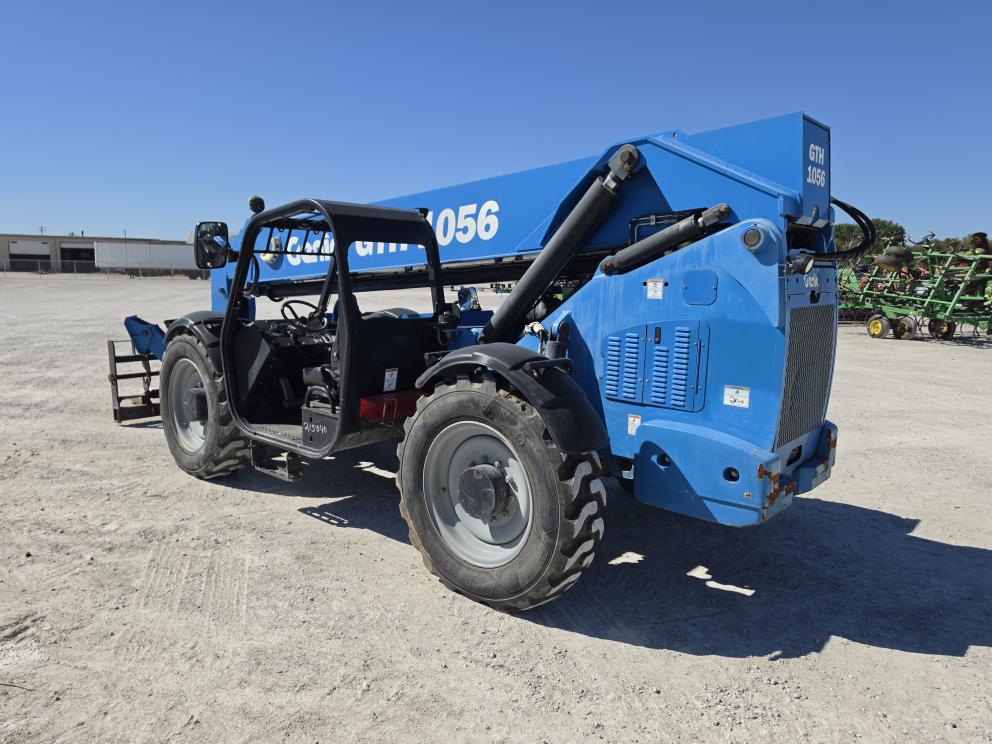Image for 2019 Genie GTH-1056