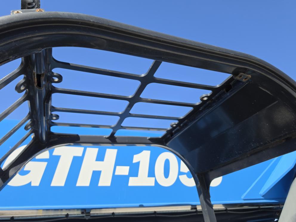 Image for 2019 Genie GTH-1056