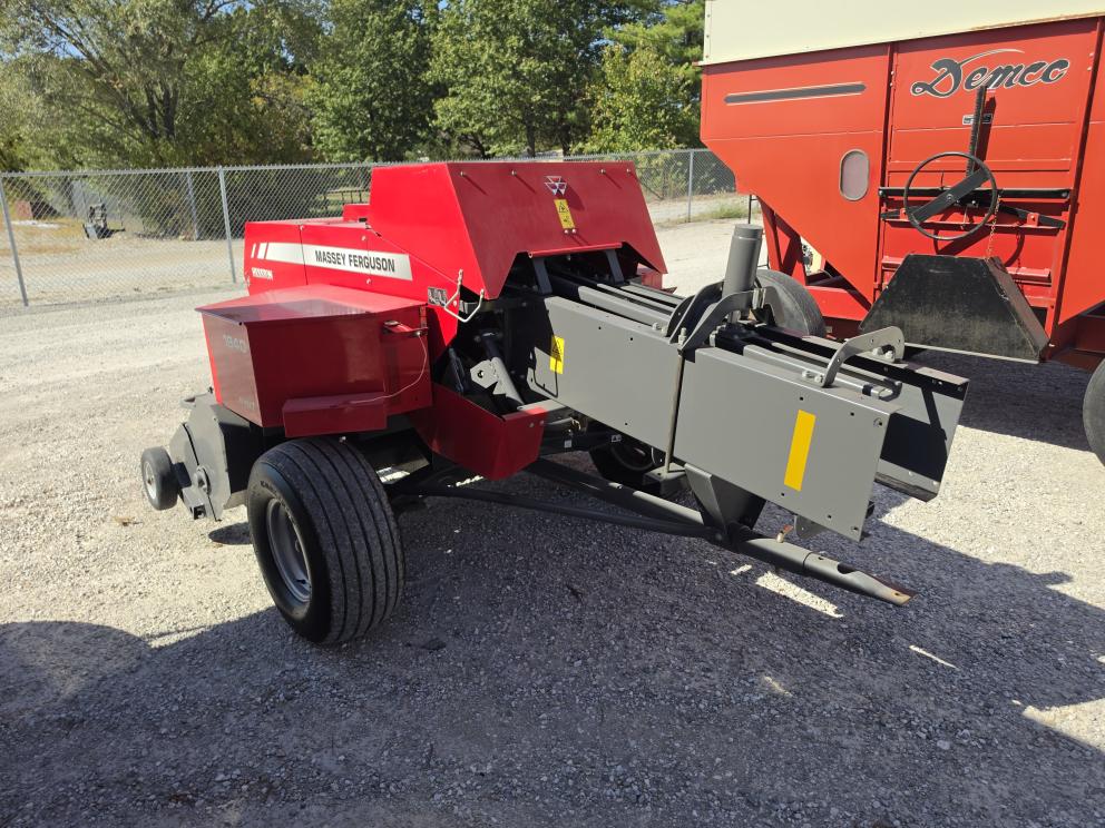 Image for 2020 Massey Ferguson 1840