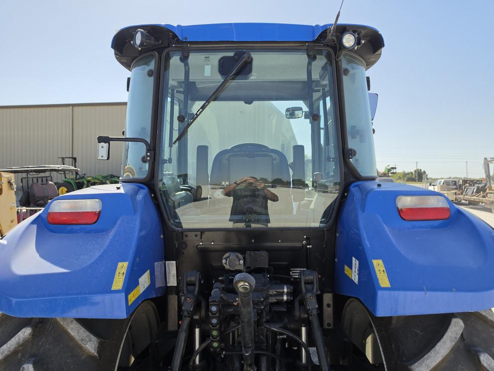 Image for 2022 New Holland T5.120