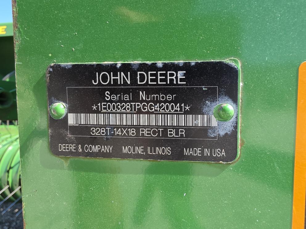 Image for 2016 John Deere 328