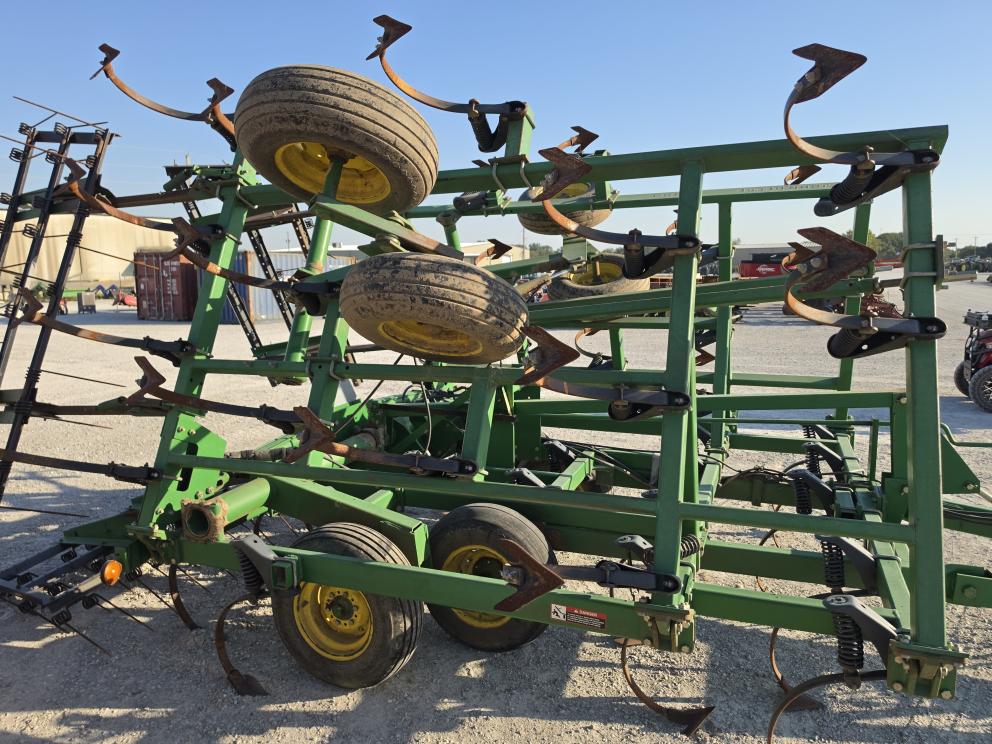 Image for 1994 John Deere 980