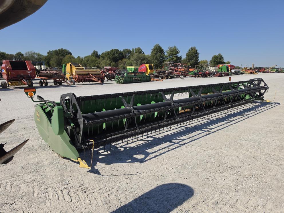 Image for 2012 John Deere 635F