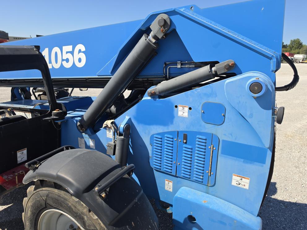 Image for 2019 Genie GTH-1056