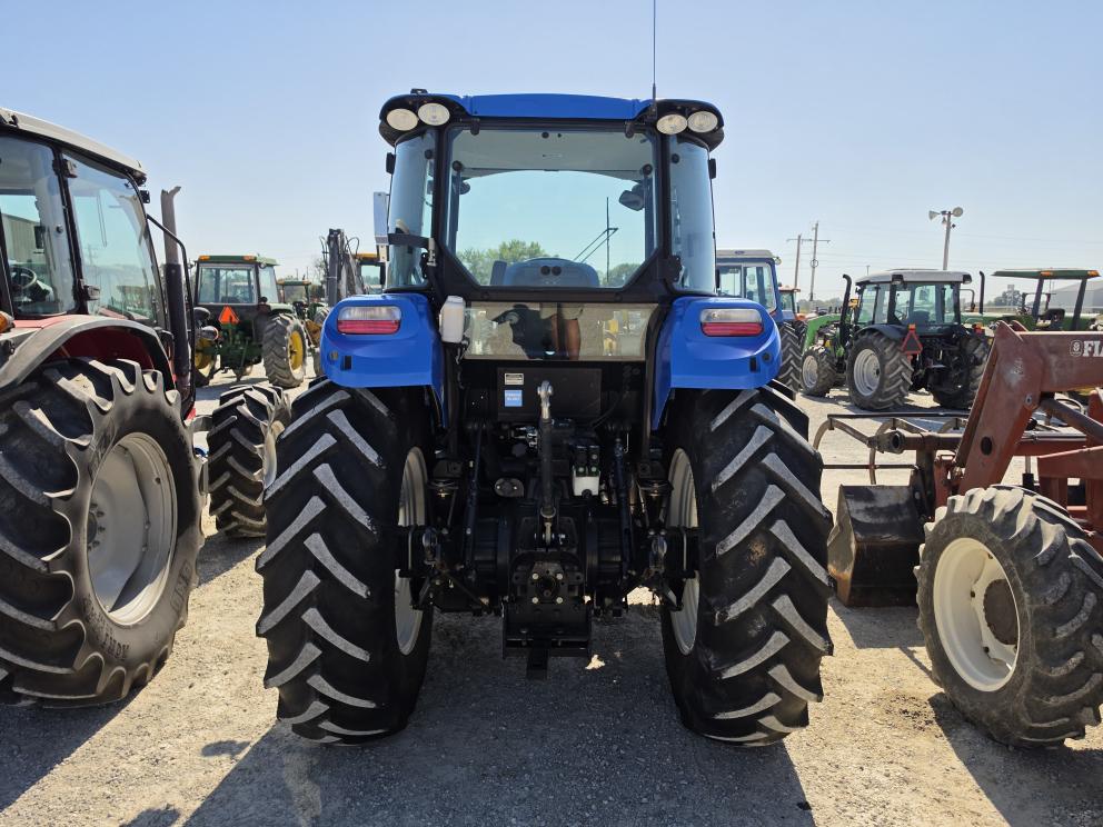 Image for 2016 New Holland TS6.110