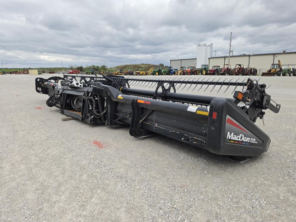 Image for 2009 MacDon FD70-35